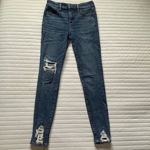 American Eagle Hi-Rise Patched Ripped Jegging